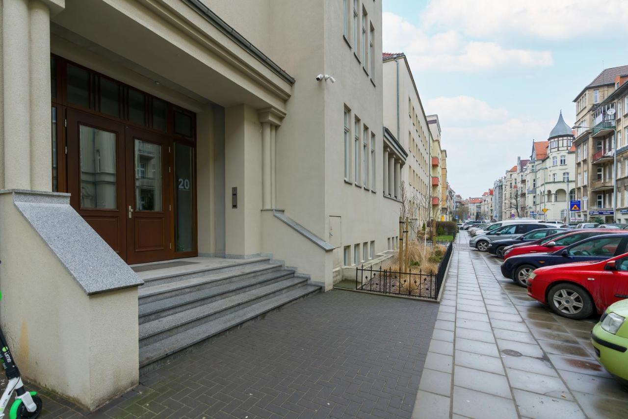 Apartment Poznan Mtp Chelmonskiego By Noclegi Renters Exterior photo