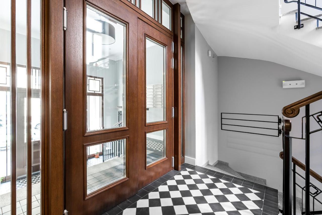 Apartment Poznan Mtp Chelmonskiego By Noclegi Renters Exterior photo